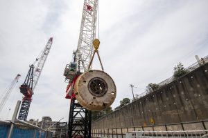 200128_Barangaroo-TBM-Mum-Shirl-Cutterhead-Lift-_014_Courtesy-of-Sydney-Metro-300x200.jpg