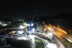 A629-bridge-beams-installation-300x200.jpg