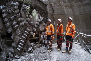 Hiwa-i-te-Rangi-Tunnel-Boring-Machine-cutterhead-is-inspected-following-her-breakthrough-and-7km-journey-300x200.jpg