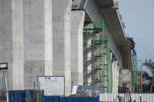 New_Tabang_Bridge_Guiguinto_railway_station_construction_site_34-300x200.jpg