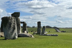 Stonehenge-CS3-300x200.jpg